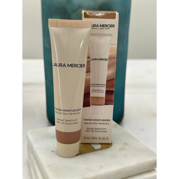 Laura Mercier NIB Tinted Moisturizer Natural Skin Perfector 0.8 fl oz 5W1 Tan - Picture 1 of 5